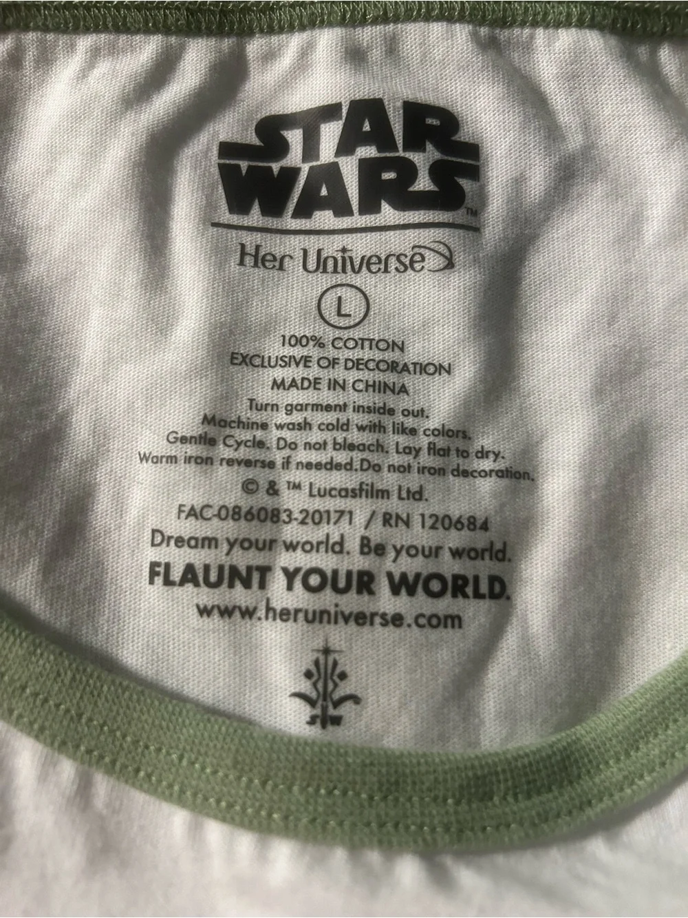 Star Wars The Mandalorian and Grogu Women’s Pajama Set